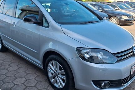 VW Golf 54.195 km 8.999 € Stapelfeld 22145