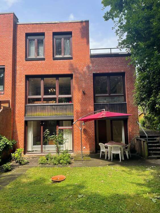 Haus zum Kaufen in Hamburg 595.000 € 169.14 m²