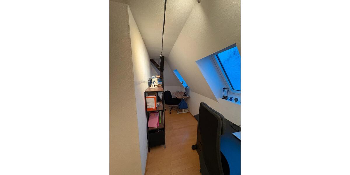 Dachgeschoßwohnung Hamburg Bahrenfeld - 3 Zimmer, 60 m&sup2;, 1.500&euro; | Angebot:25075979