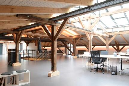 Freie Arbeitsplätze in charmantem Büro im Karolinenviertel - All-in-Miete zimmer