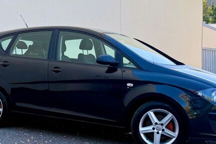 Seat Altea 122.801 km 5.990 € Hamburg 20537