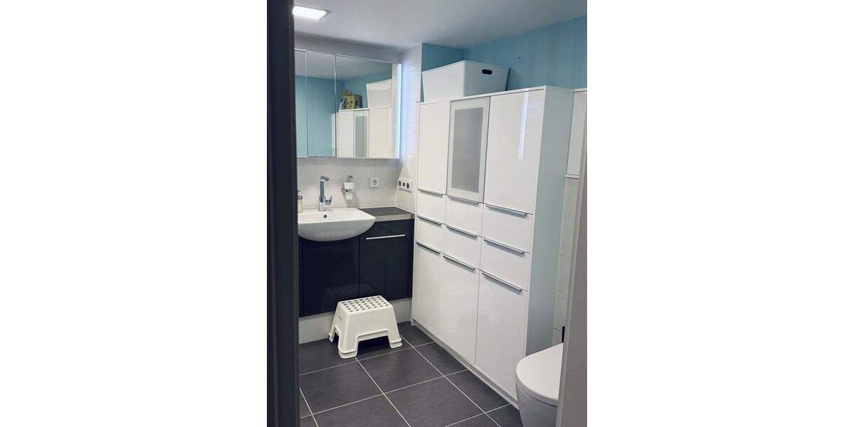 Provisionsfrei! Viel Platz für die Familie - zentrales Wohnen im Grünen! 6 zimmer