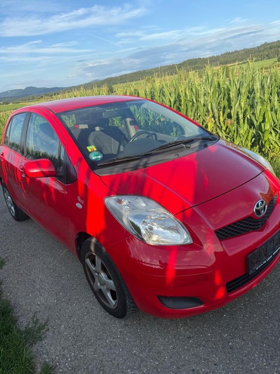 Yaris