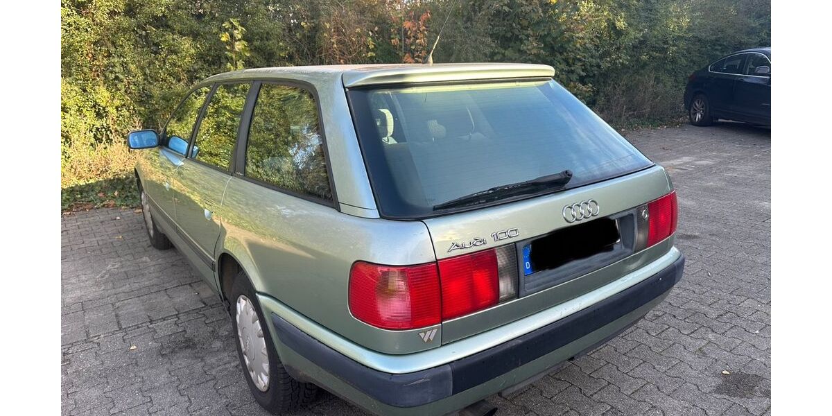 Audi 100 153.000 km 2.500 &euro; Pinneberg 25421