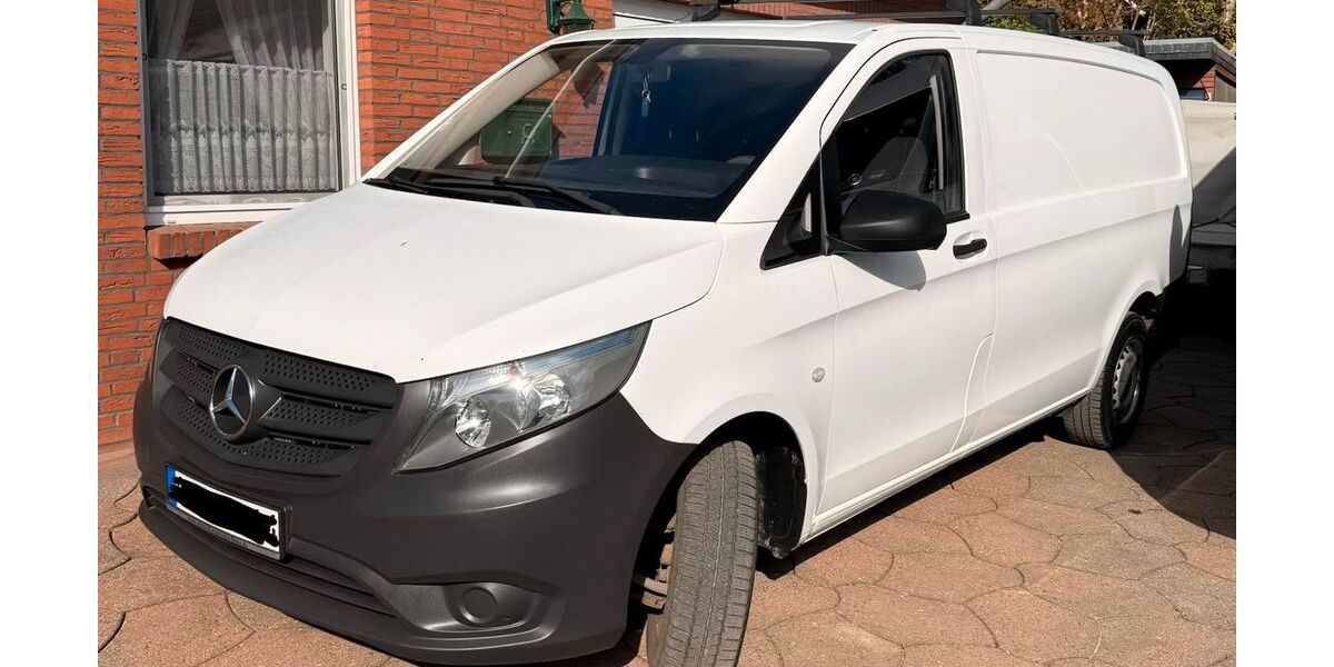 Mercedes-Benz Vito 142.306 km 14.899 &euro; Schnelsen 22457