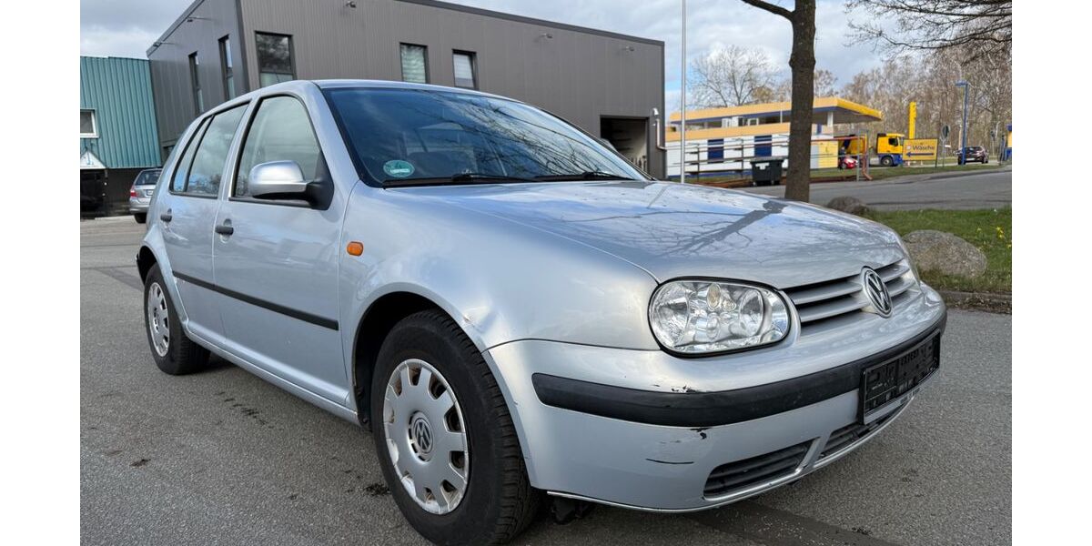 VW Golf 214.059 km 1.150 &euro; Buxtehude 21614