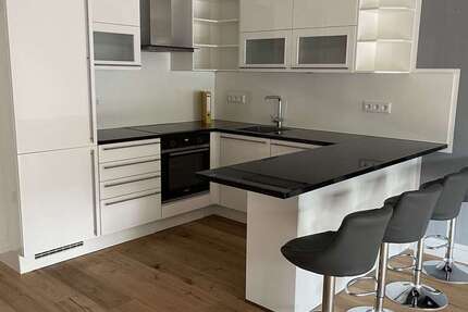 Wohnung zum Mieten in Hamburg 1.340 € 91.3 m²