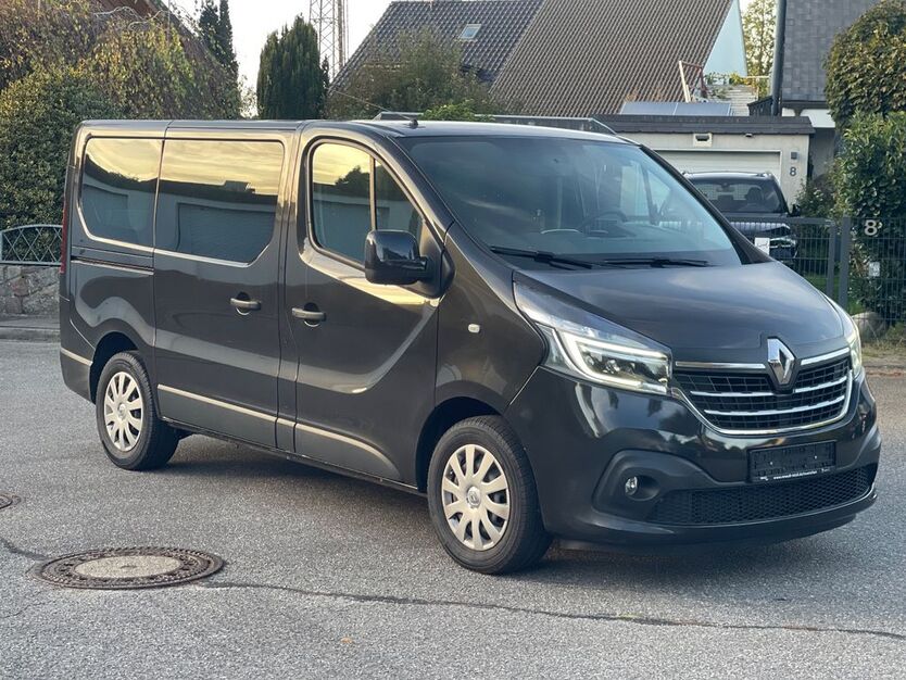 Renault Trafic 115.000 km 21.999 € Hamburg 22045