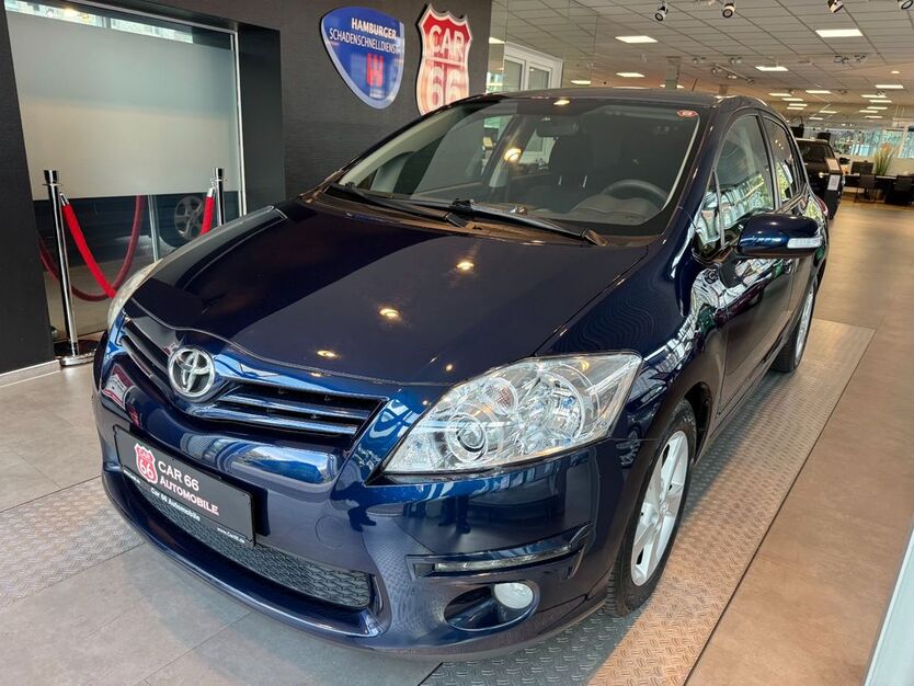 Toyota Auris 137.800 km 6.900 € Hamburg 22547