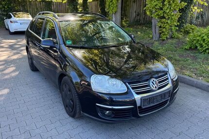 VW Golf 216.000 km 1.199 &euro; Hamburg 22045