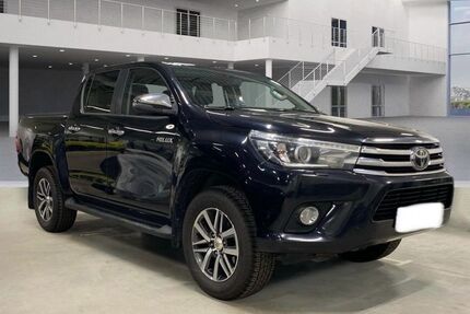 Toyota Hilux 215.282 km 24.999 &euro; hamburg 20539
