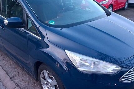 Ford Grand C-Max 115.861 km 8.950 &euro; Hamburg 21031
