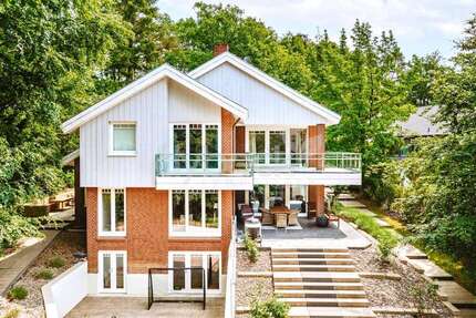 Haus zum Kaufen in Bendestorf 2.490.000 € 313.44 m²