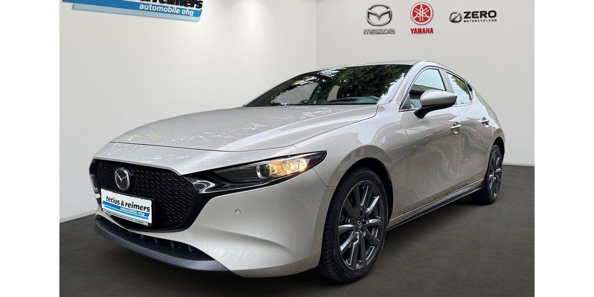 Mazda 3 21.152 km 23.385 &euro; Hamburg 22457