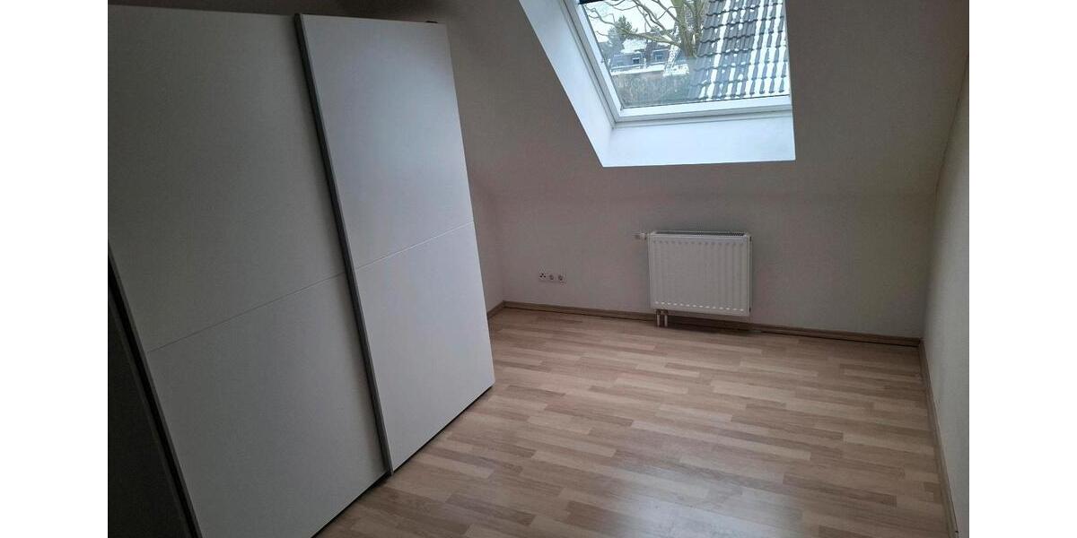 Reihenhaus Schenefeld - 5 Zimmer, 100 m&sup2;, 1.790&euro; | Angebot:25156969