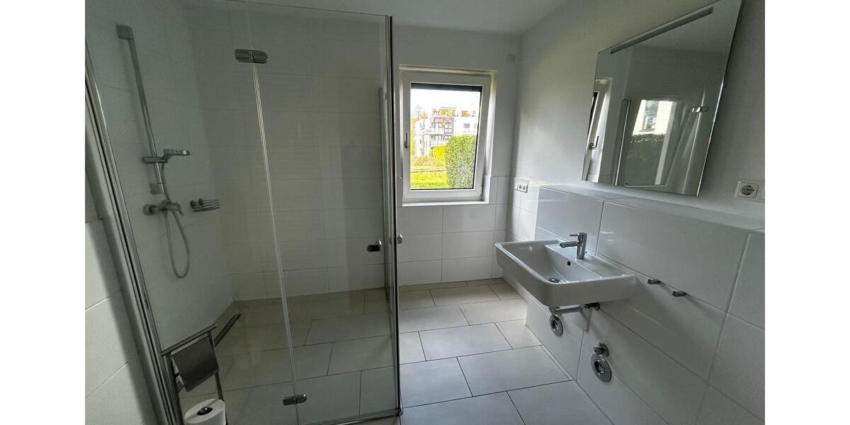Etagenwohnung Buxtehude - 2 Zimmer, 77 m&sup2;, 1.116&euro; | Angebot:26183948