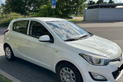 Hyundai i20 168.000 km 3.100 &euro; Hamburg 22303