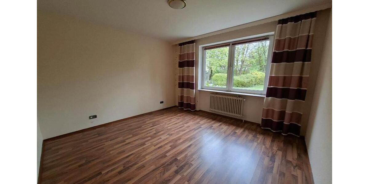 Erdgeschoßwohnung Stapelfeld - 4 Zimmer, 91 m&sup2;, 1.200&euro; | Angebot:26614295