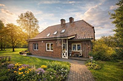 NATURNAH LEBEN, OHNE NACHBARN, ALLEINLAGE - Einfamilienhaus Neu Wulmstorf | Angebot:26766105