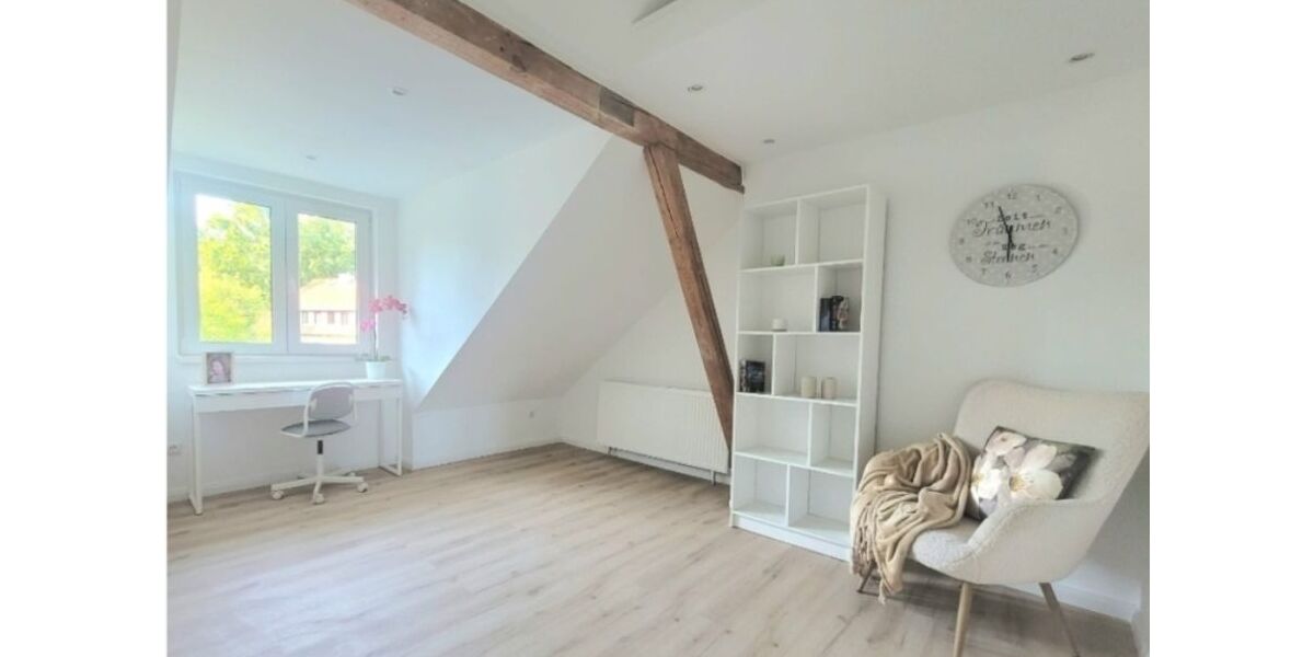 Provisionsfrei* Sonniger Garten mit modernem Traumhaus nahe Internationale Schule - Reihenmittelhaus Hamburg Altona | Angebot:26227930