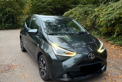 Toyota Aygo (X) 70.000 km 8.900 &euro; Hamburg 22397