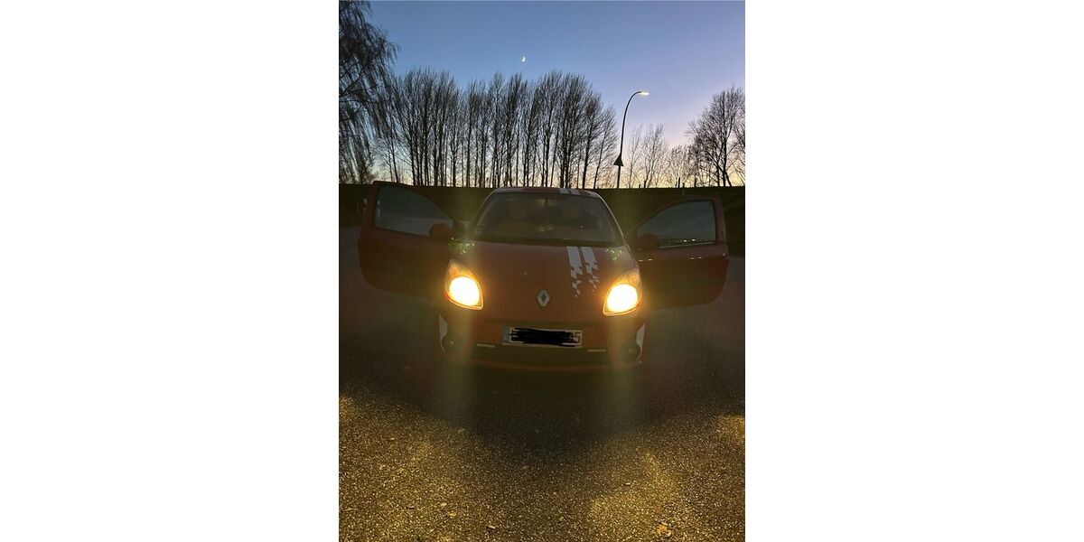 Renault Twingo 98.000 km 3.500 &euro; Hamburg 20539