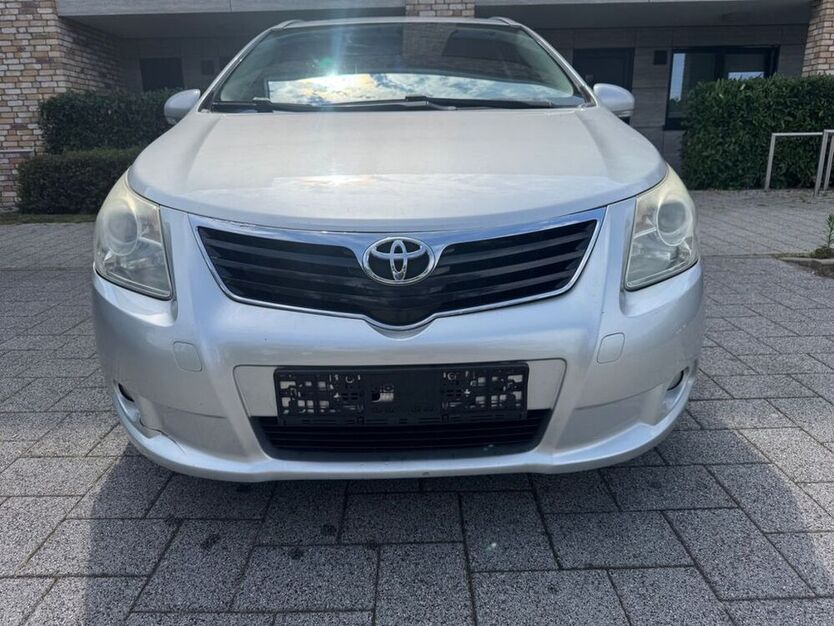 Avensis