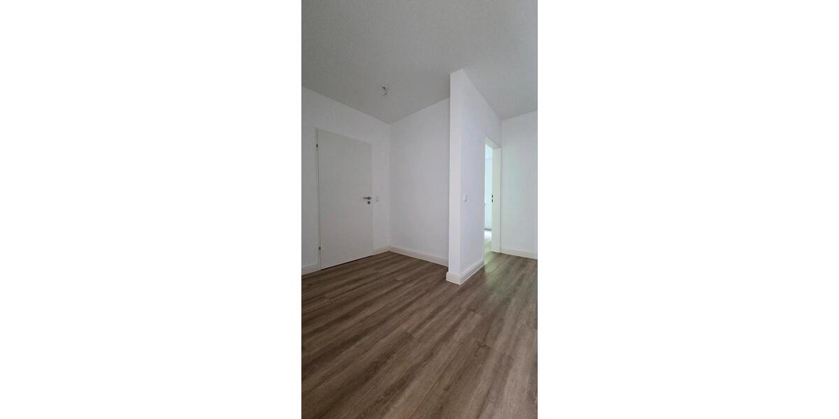 Hochparterre Hamburg Wandsbek - 2 Zimmer, 68 m&sup2;, 330.000&euro; | Angebot:27220360
