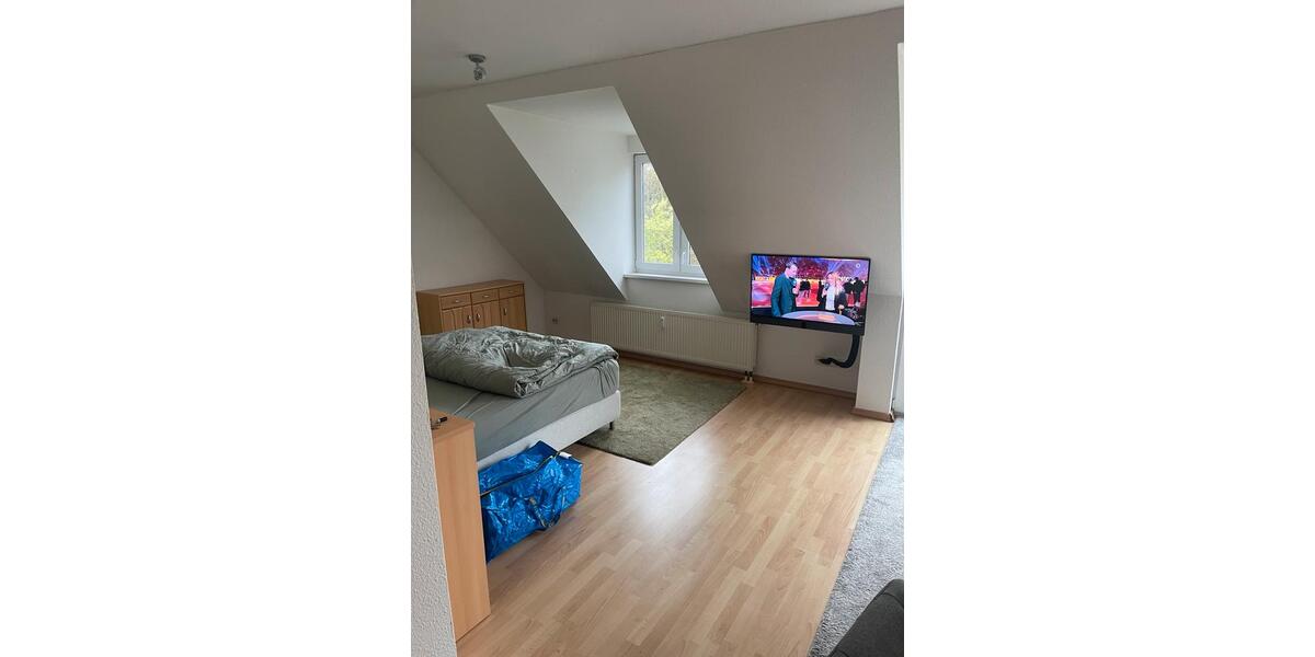 Dachgeschoßwohnung Hamburg Wandsbek - 1 Zimmer, 33 m&sup2;, 500&euro; | Angebot:26235317