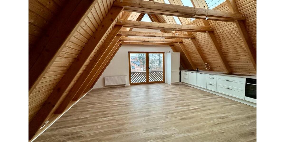 Dachgeschoßwohnung Ammersbek - 2.5 Zimmer, 78 m&sup2;, 1.400&euro; | Angebot:25171685