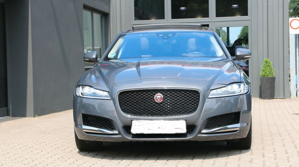 Jaguar XF 56.500 km 22.900 € Schenefeld 22869