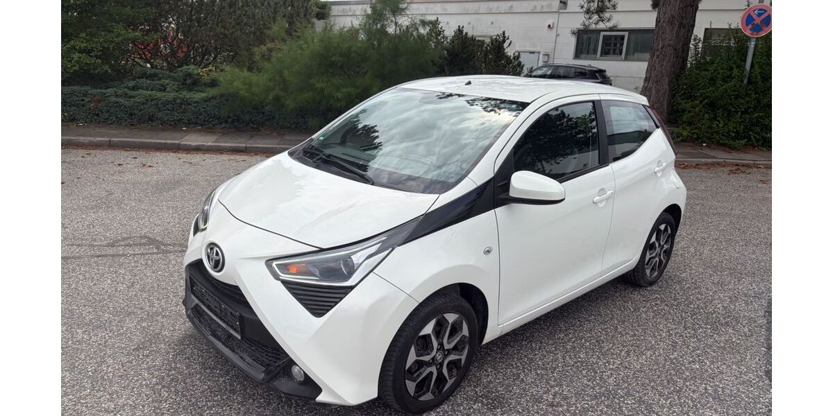 Toyota Aygo (X) 77.733 km 9.900 &euro; Barsbüttel 22885