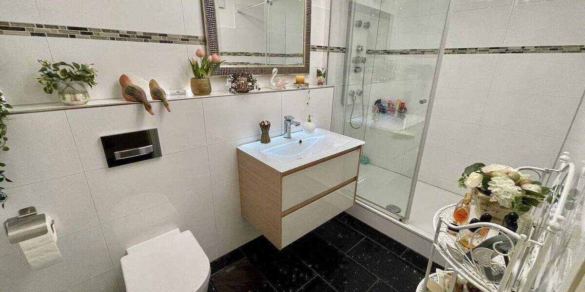 Terrassenwohnung Hamburg Volksdorf - 3 Zimmer, 122 m&sup2;, 1.952&euro; | Angebot:26310255