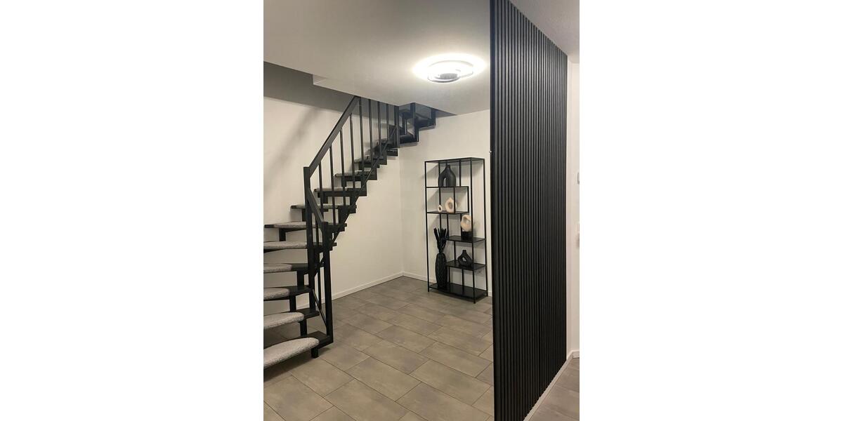 Doppelhaushälfte Pinneberg - 5.5 Zimmer, 130 m&sup2;, 719.000&euro; | Angebot:27128364