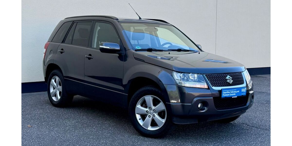 Suzuki Grand Vitara 142.863 km 9.290 &euro; Hamburg 20537