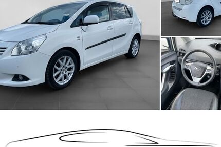 Toyota Verso 180.617 km 8.900 &euro; Hamburg 22047