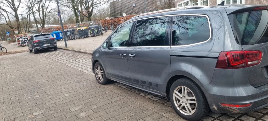Seat Alhambra 222.000 km 11.700 &euro; Rellingen 25462