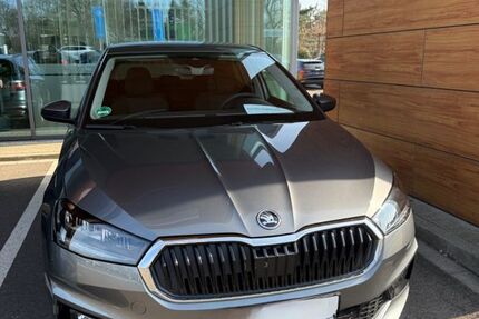 Skoda Fabia 2.000 km 21.600 &euro; Hamburg 21493