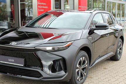 Toyota bZ4X 3.800 km 35.990 € Wedel 22880