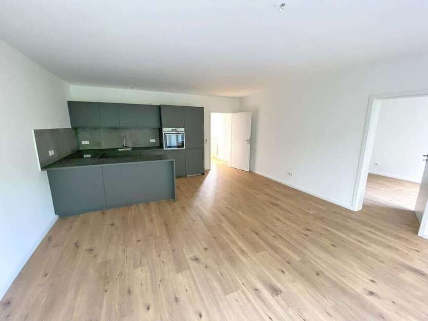 Wohnung zum Kaufen in Hamburg 210.000 € 65 m²