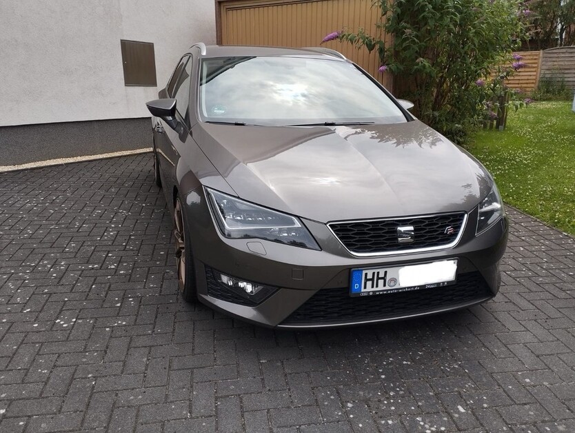 Seat Leon 104.000 km 11.999 € Hamburg 20038