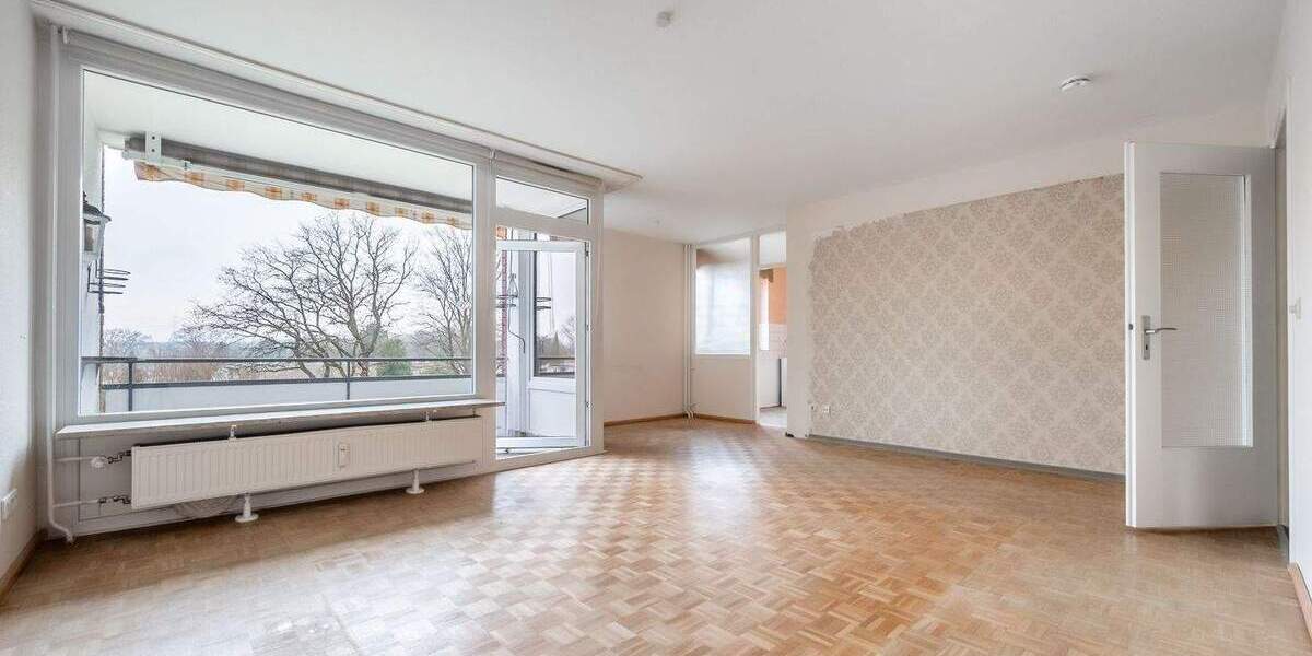 Großzügig geschnittene 4 Zimmer-Wohnung in zentraler Wohnlage von Reinbek 4 zimmer