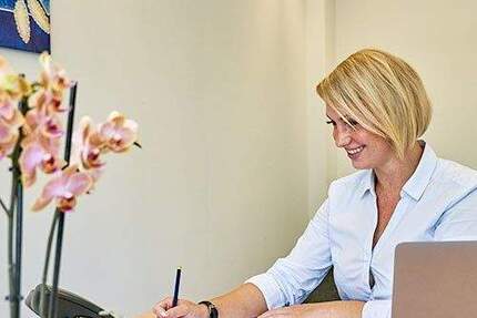 Virtuelle Geschäftsadresse mit Top Service-Paket - schnelle Abwicklung! zimmer