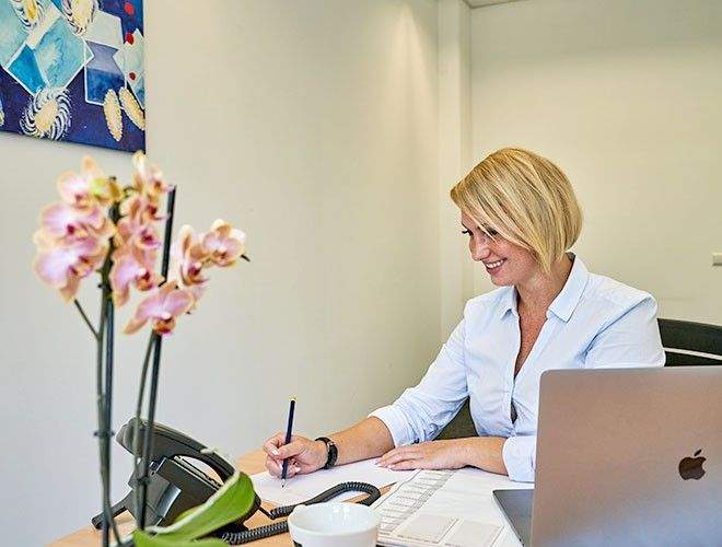 Virtuelle Geschäftsadresse mit Top Service-Paket - schnelle Abwicklung! zimmer