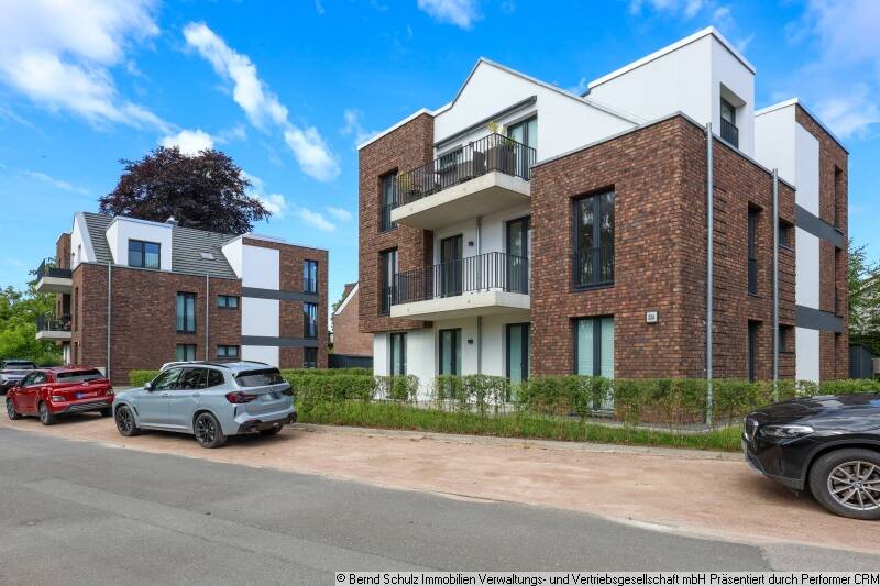 großzügige 3-Zimmer mit 2 Bädern und Stellplatz 3 zimmer