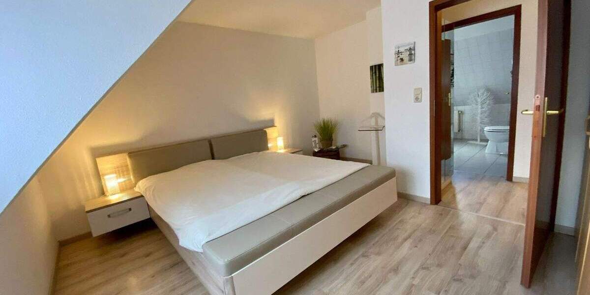 sehr gepflegte 4-Zimmer-Doppelhaushälfte in bester Sackgassenlage 4 zimmer