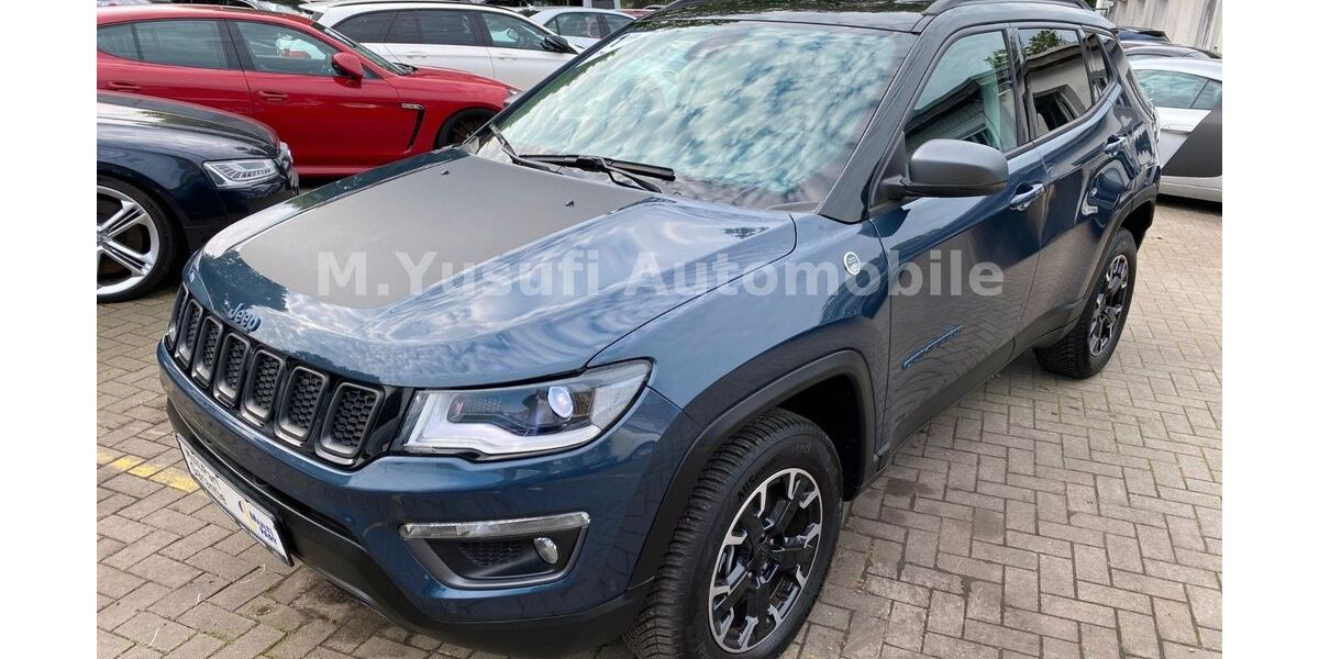 Jeep Compass 19.754 km 24.990 &euro; Hamburg 22047
