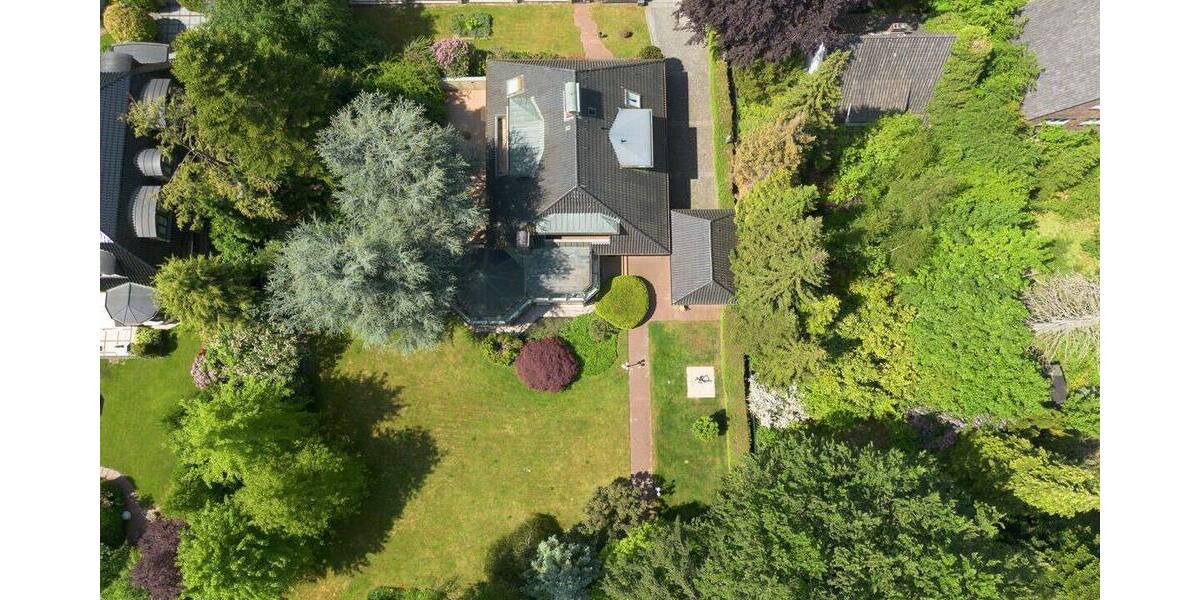 Einfamilienhaus Hamburg Hummelsbüttel - 8 Zimmer, 310 m&sup2;, 1.650.000&euro; | Angebot:26820338