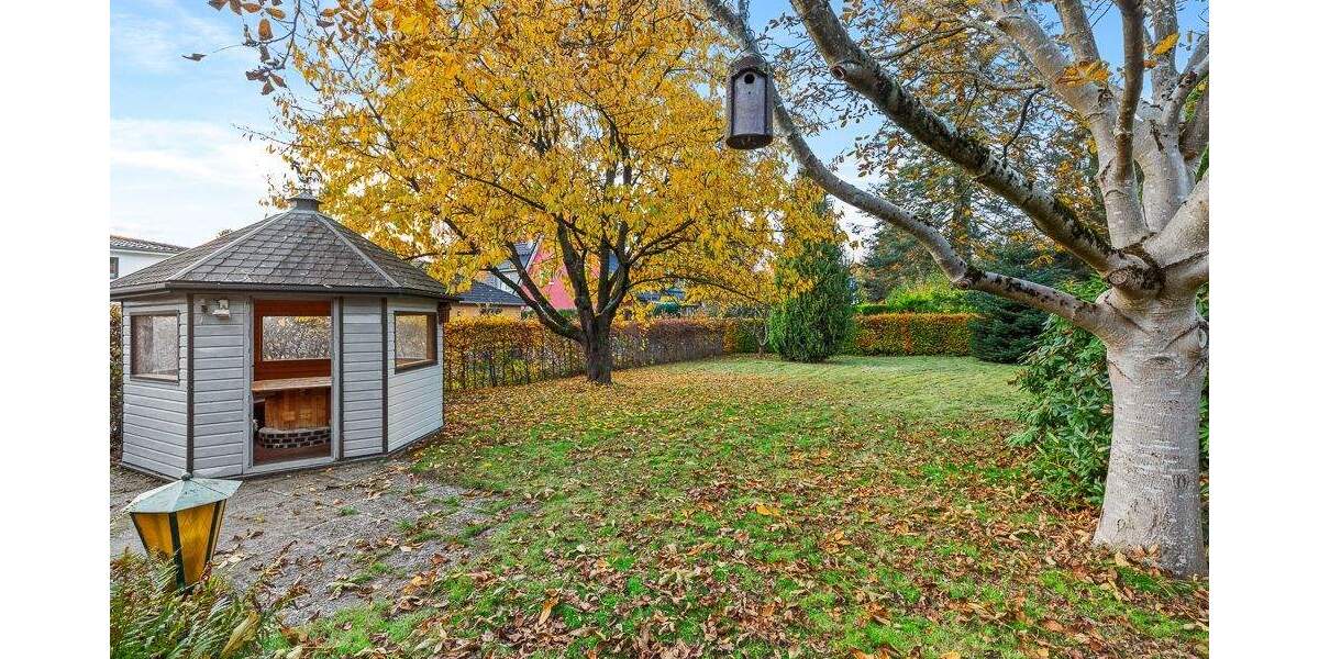 !NUR NOCH WARTELISTE! Freistehendes Ein- bis Zweifamilienhaus mit großem Garten & separierbaren Wohneinheiten 6 zimmer