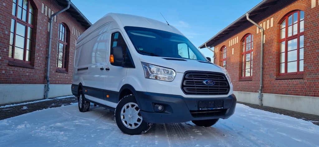 Ford Transit 118.074 km 14.200 &euro; Hamburg 21109